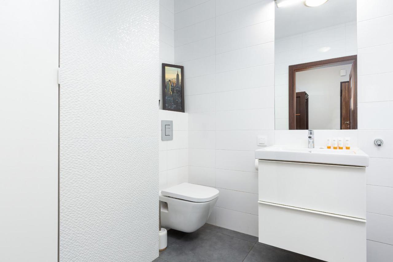 Apartamenty Bliska Praga By Noclegi Renters Varşova Dış mekan fotoğraf