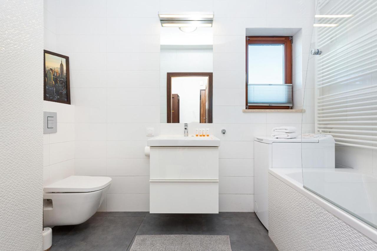 Apartamenty Bliska Praga By Noclegi Renters Varşova Dış mekan fotoğraf