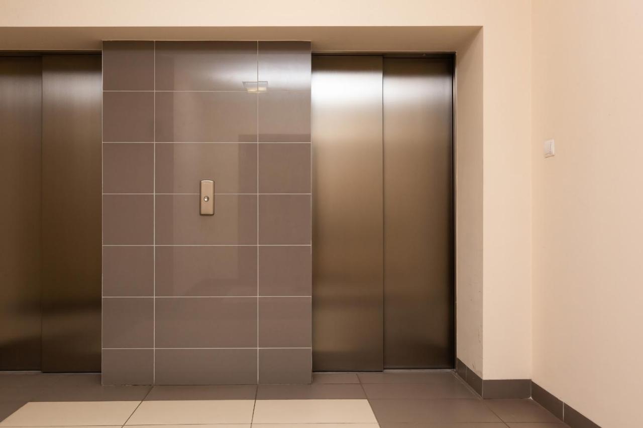 Apartamenty Bliska Praga By Noclegi Renters Varşova Dış mekan fotoğraf
